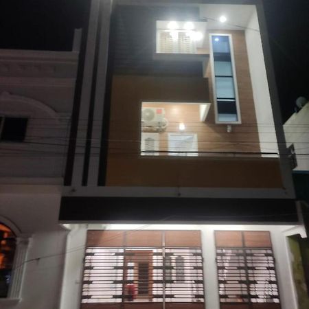 Bharathi Residhome 蓬蒂切里 外观 照片
