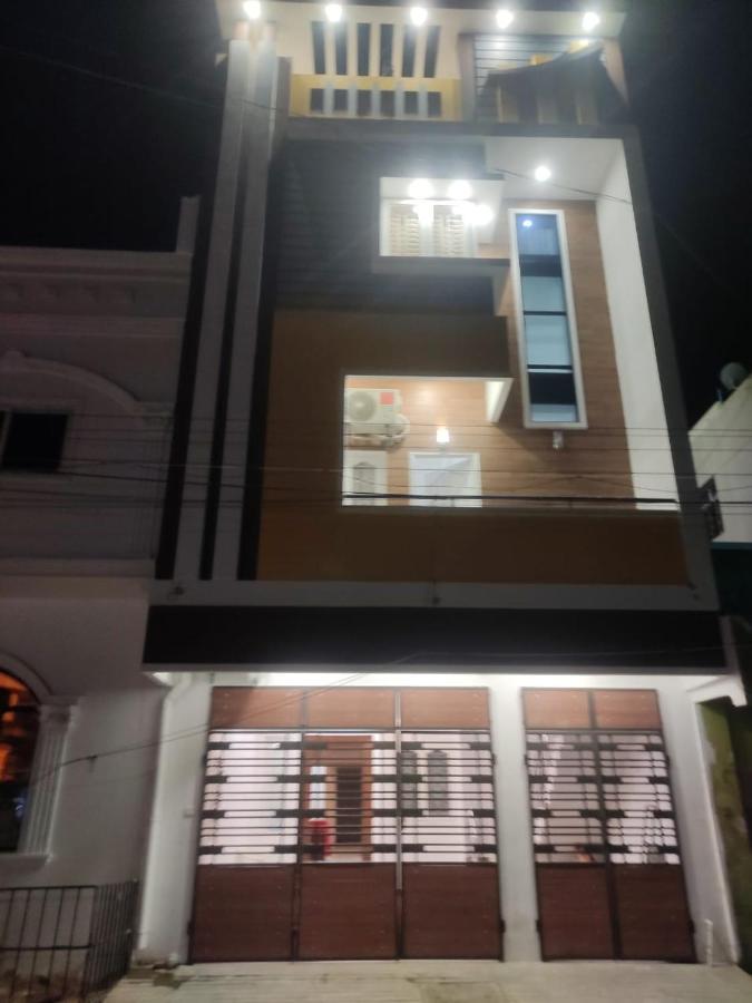 Bharathi Residhome 蓬蒂切里 外观 照片